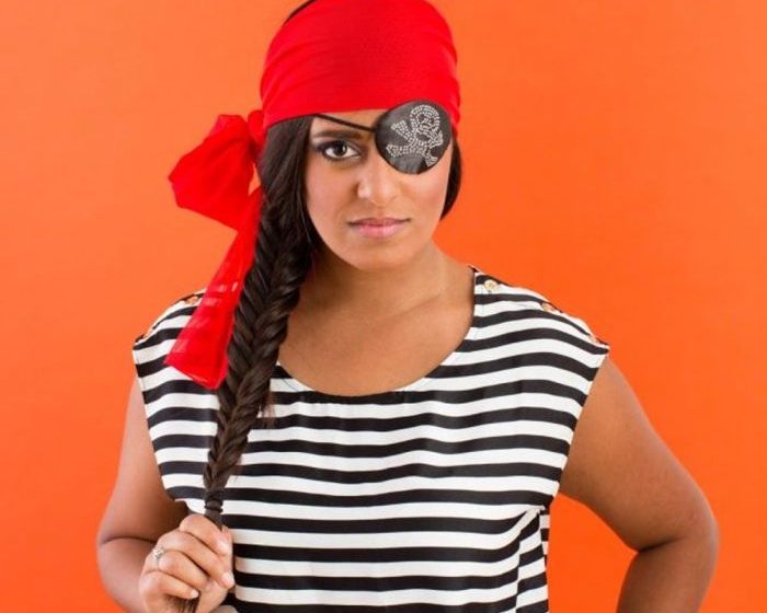 Pirate costume womens diy