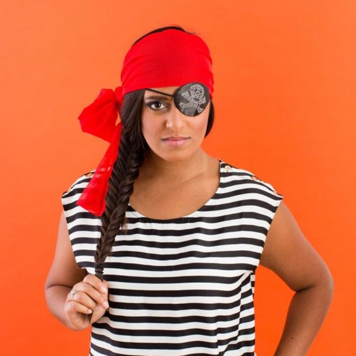 Pirate costume womens diy